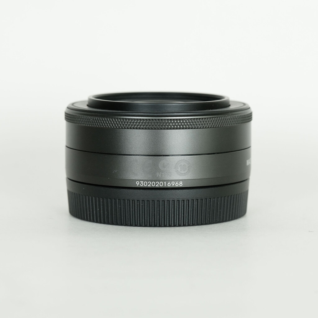 Canon EF-M22mm F2 STM Canon EF-M22mm F2 STM