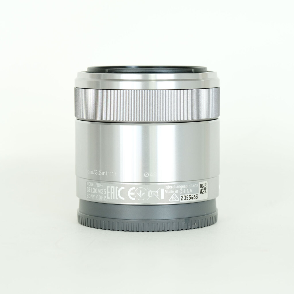 SONY E 30mm F3.5 Macro SEL30M35