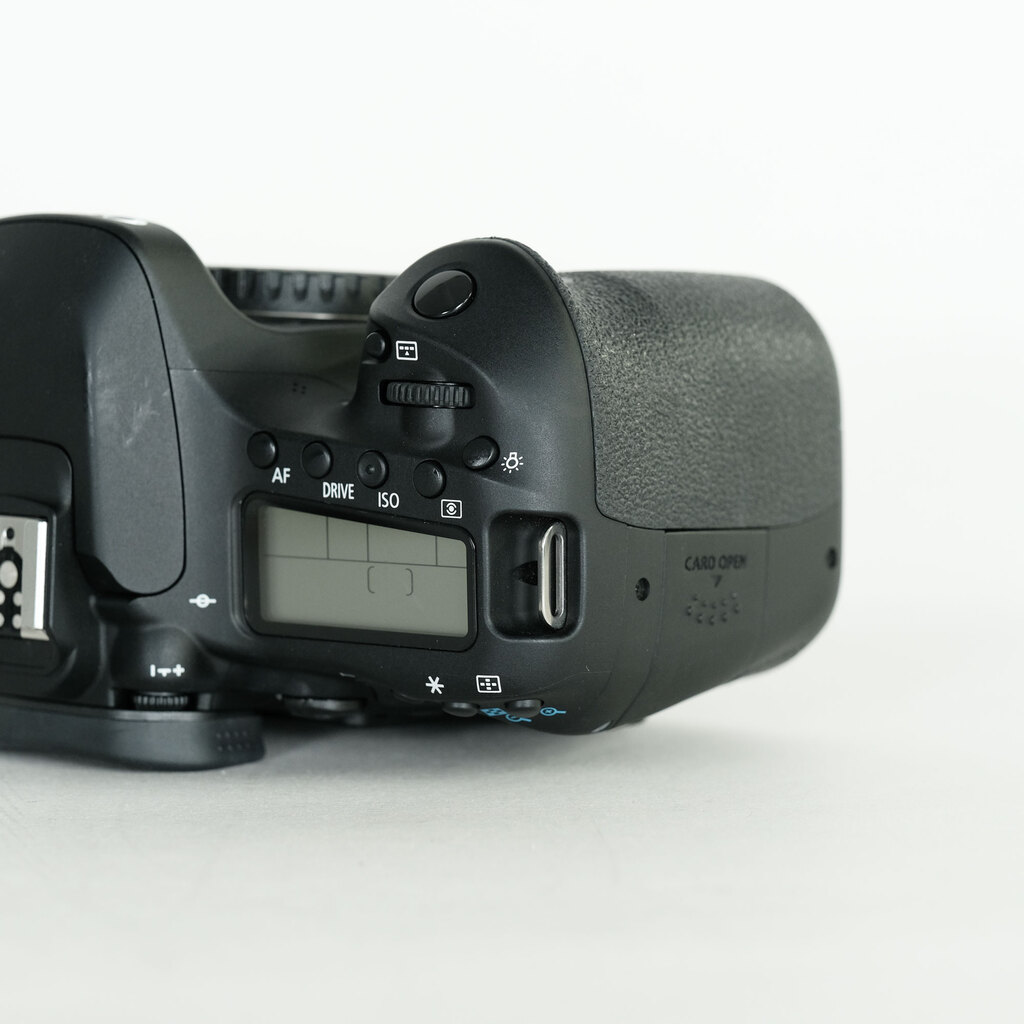 Canon EOS 80D