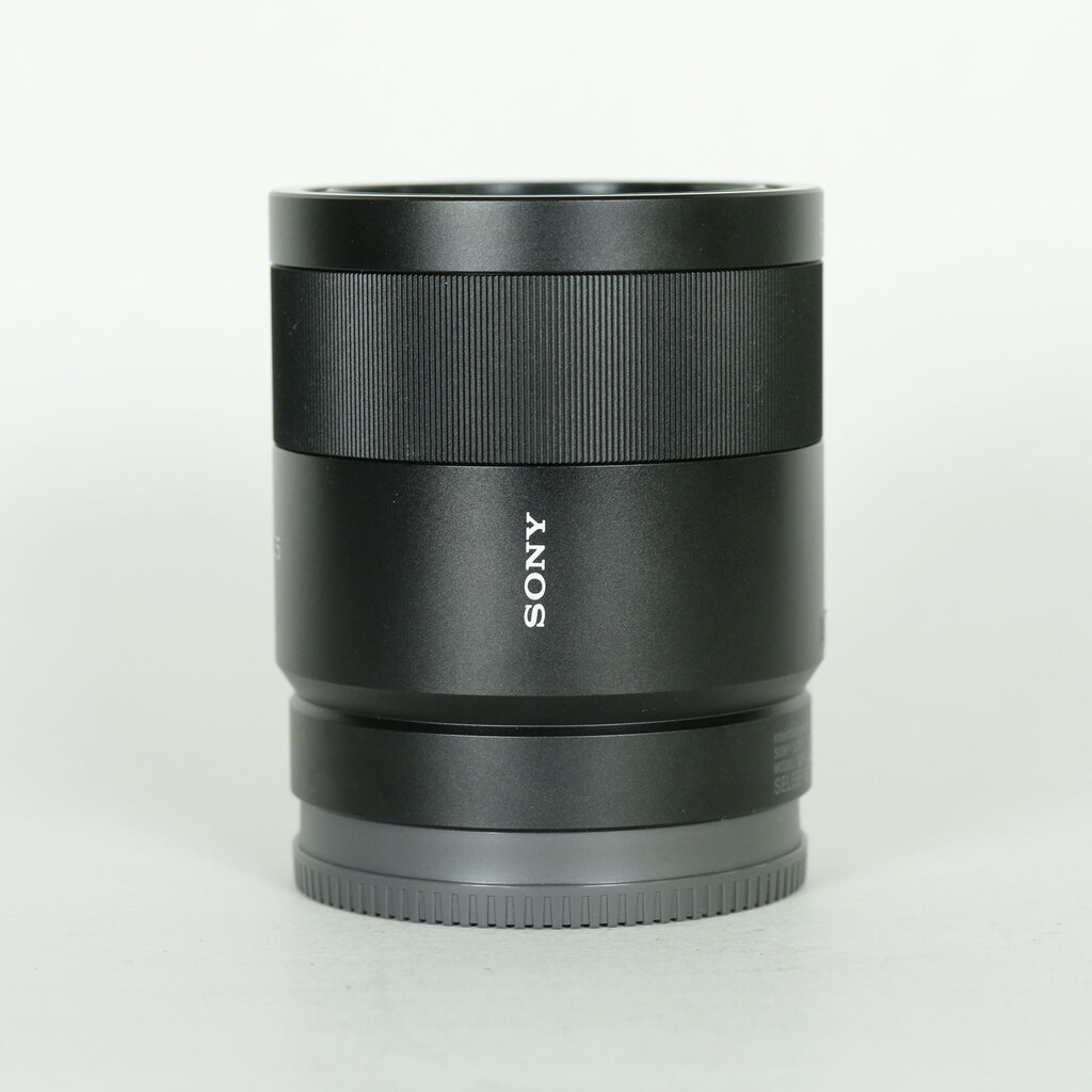 SONY Sonnar T* FE 55mm F1.8 ZA SEL55F18Z SONY Sonnar T* FE 55mm F1.8 ZA SEL55F18Z