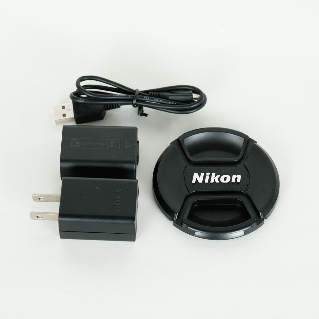 SONY Cyber-shot DSC-RX10M4