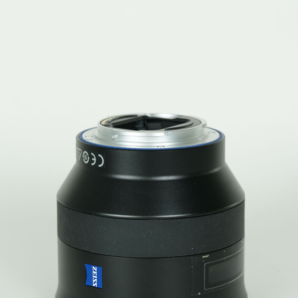 Carl Zeiss Batis 2/25 [ソニーE用]の出品 | ONE SCENE（ワンシーン）