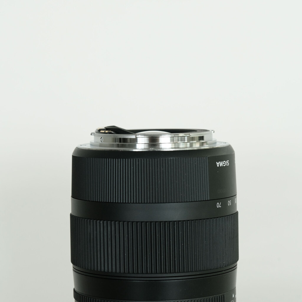 SIGMA 17-70mm F2.8-4 DC MACRO OS HSM | Contemporary [キヤノンEF用]