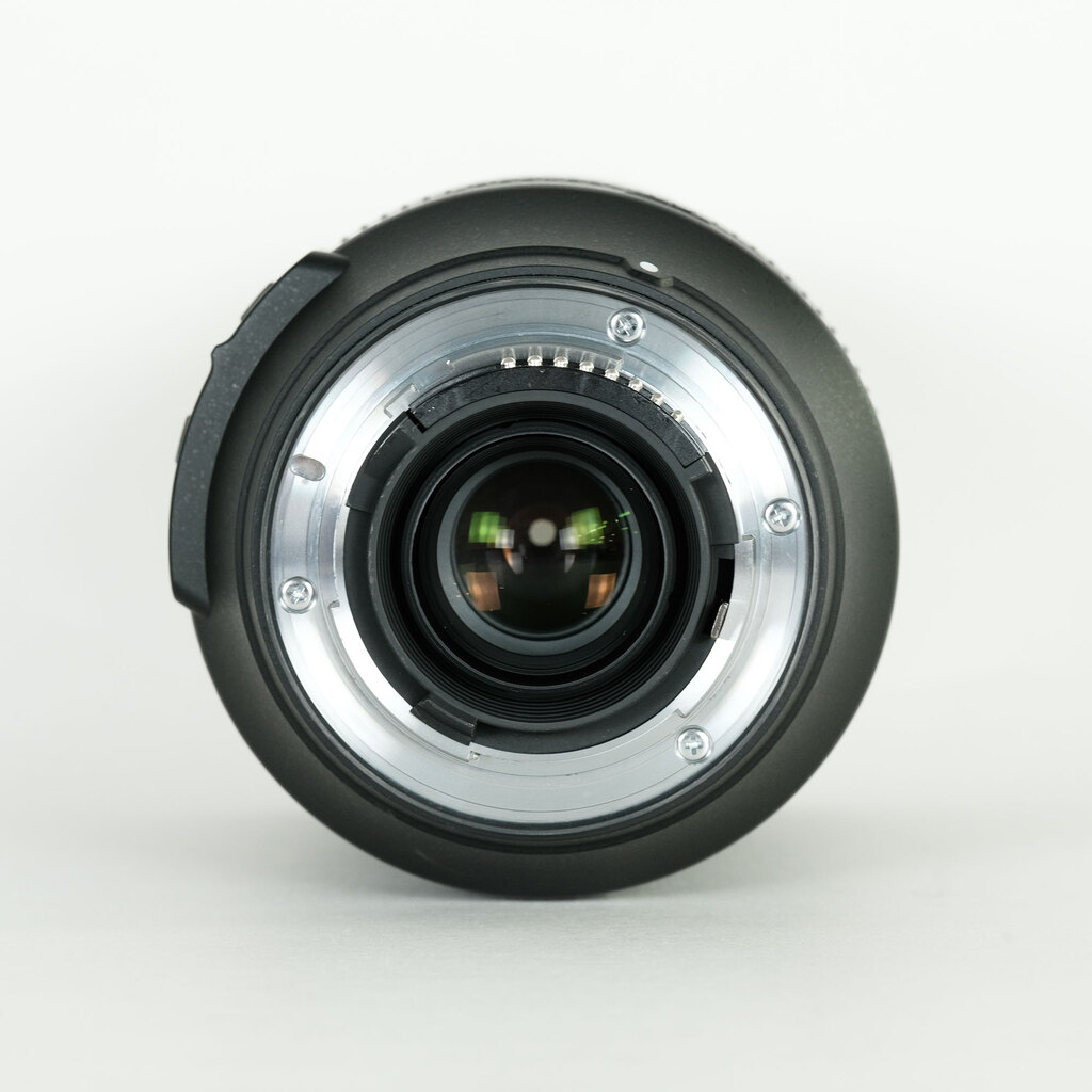 Nikon AF-S NIKKOR 28-300mm f/3.5-5.6G ED VR