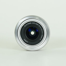 Panasonic LUMIX G VARIO 12-32mm / F3.5-5.6 ASPH. / MEGA O.I.S.