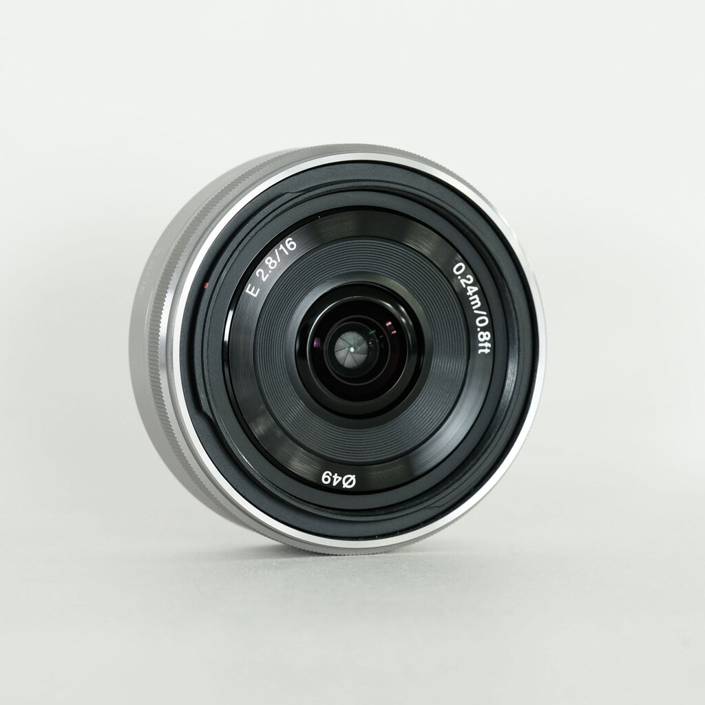 SONY E 16mm F2.8 SEL16F28