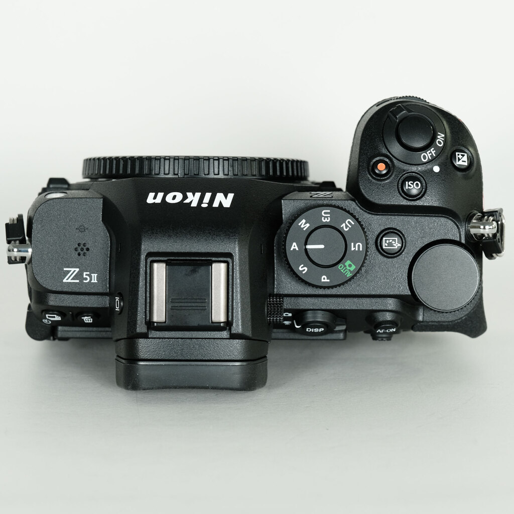 Nikon Z5IIの出品 | ONE SCENE（ワンシーン）