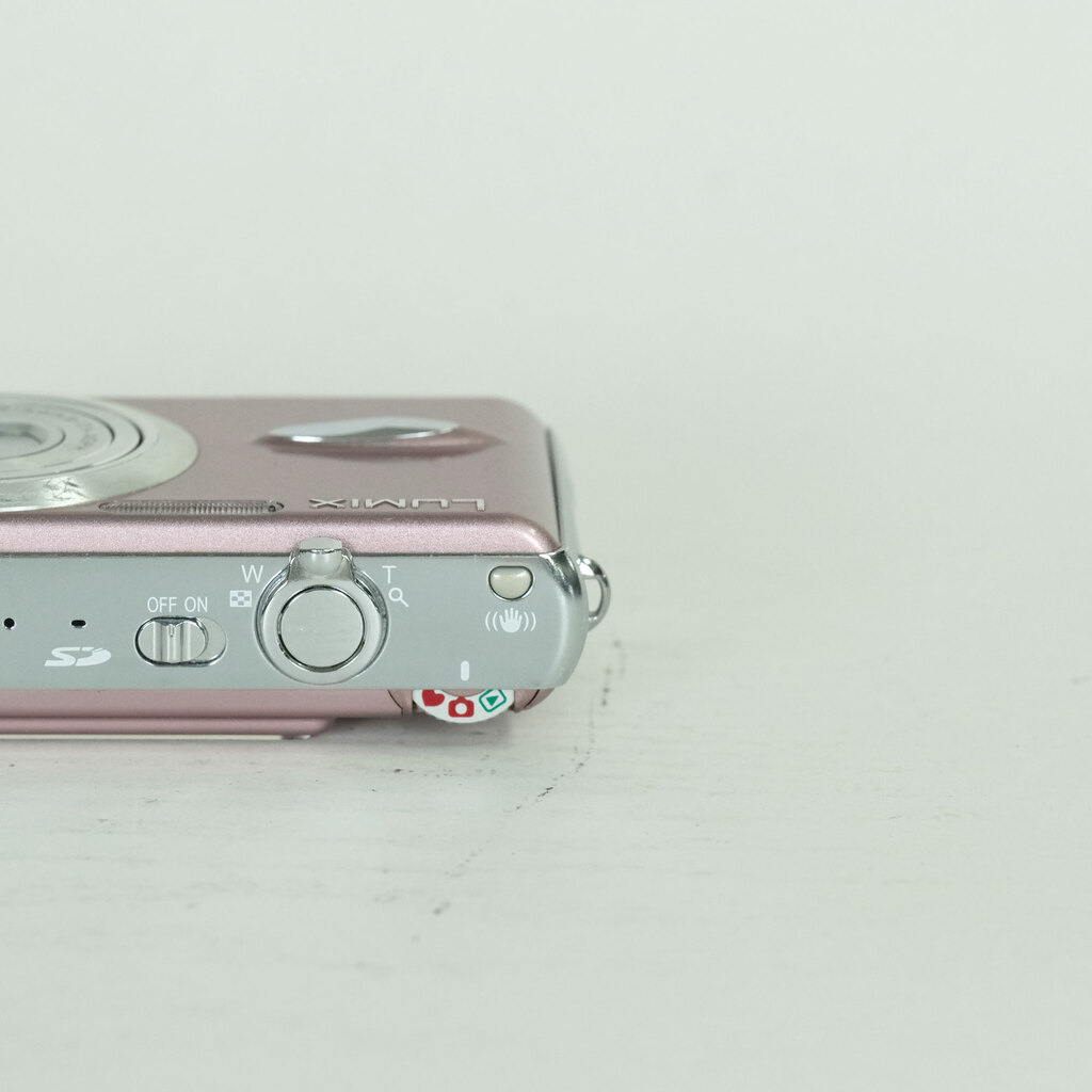 Panasonic DMC-FX8 ミスティピンク