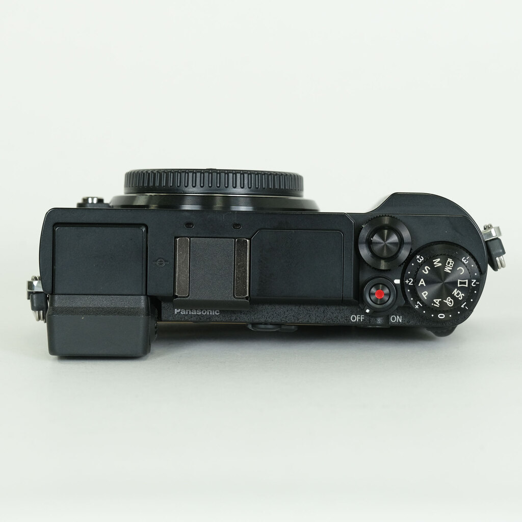 Panasonic LUMIX DC-GX7MK3 ブラック