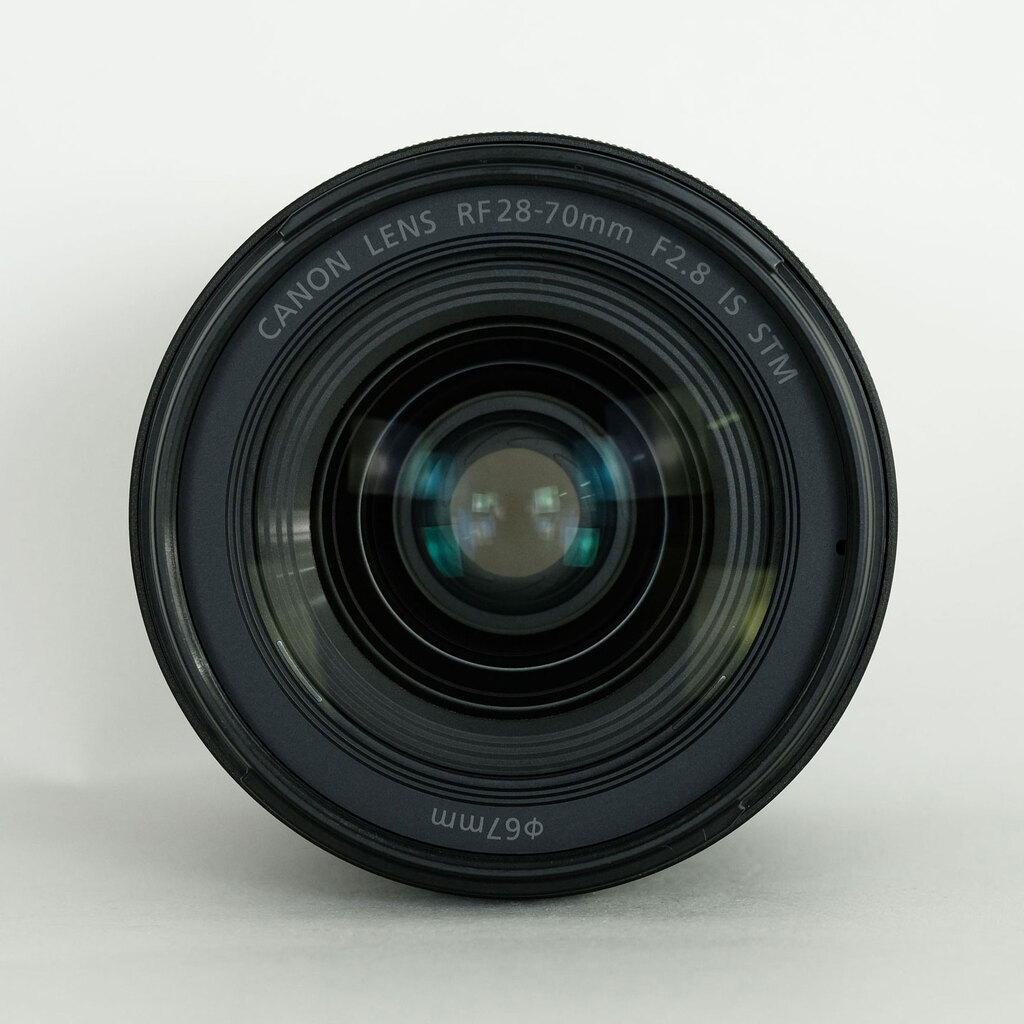 Canon RF28-70mm F2.8 IS STM Canon RF28-70mm F2.8 IS STM