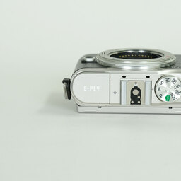 OLYMPUS PEN E-PL9 OLYMPUS PEN E-PL9