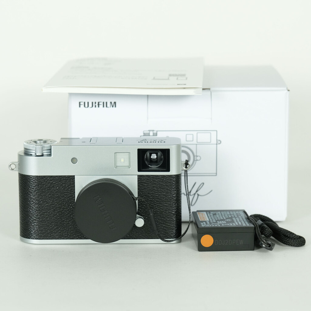 FUJIFILM X half X-HF1の出品 | ONE SCENE（ワンシーン）