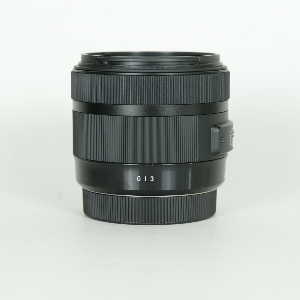 SIGMA 30mm F1.4 DC HSM | Art [キヤノン用]