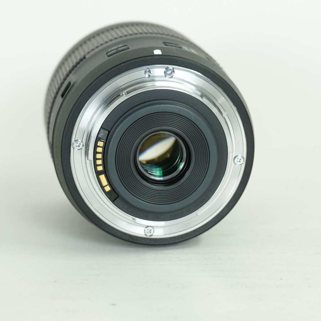 Canon EF-S18-135mm F3.5-5.6 IS USM