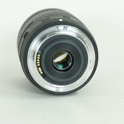 Canon EF-S18-135mm F3.5-5.6 IS USM