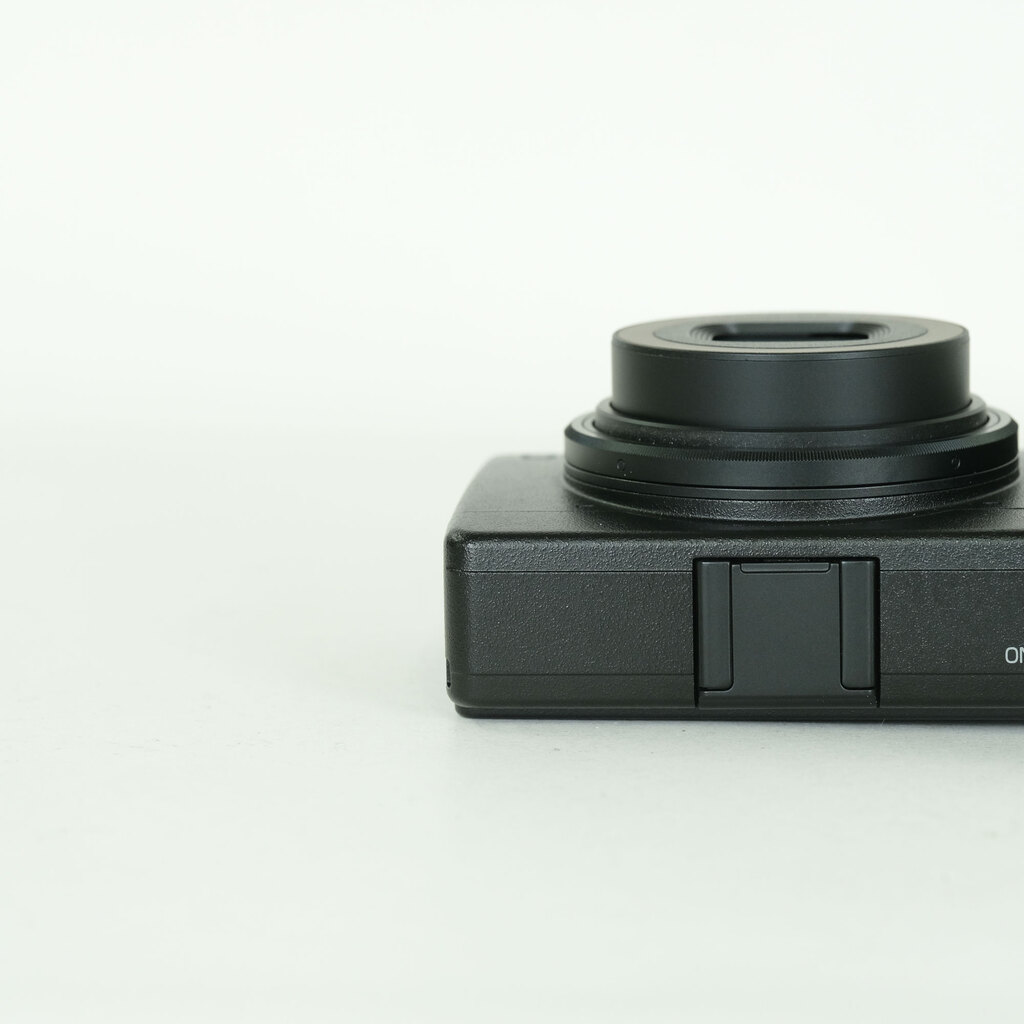 RICOH GR IV RICOH GR IV