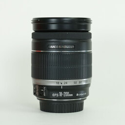 Canon EF-S18-200mm F3.5-5.6 IS