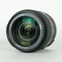 Nikon AF-S DX NIKKOR 18-300mm f/3.5-6.3G ED VR