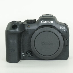 Canon EOS R7