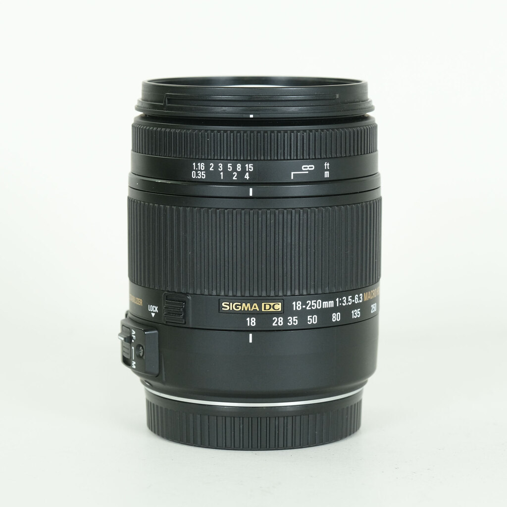 SIGMA 18-250mm F3.5-6.3 DC MACRO OS HSM (キヤノンEF用)