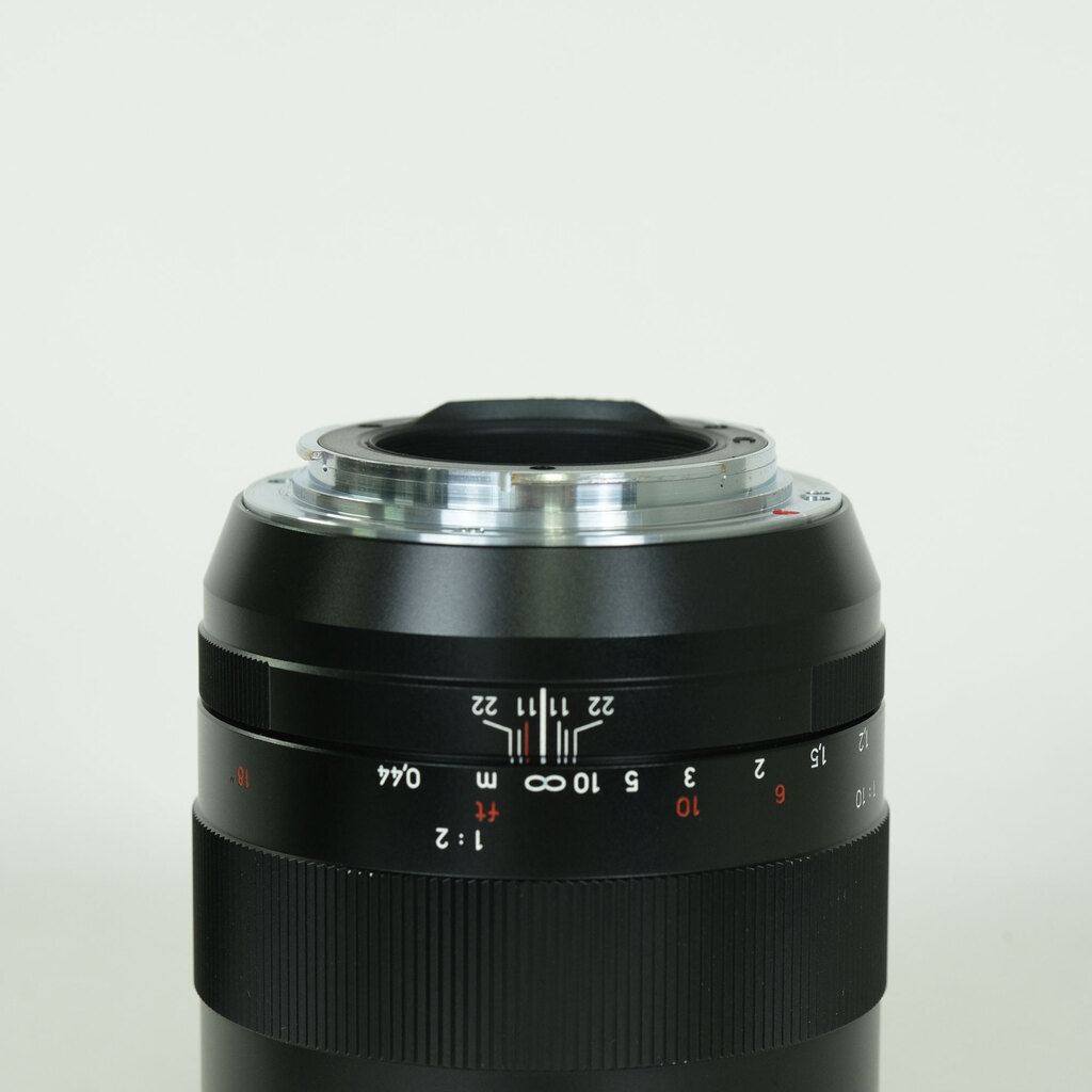 コシナ ツァイス Makro Planar T*2/100mm ZE