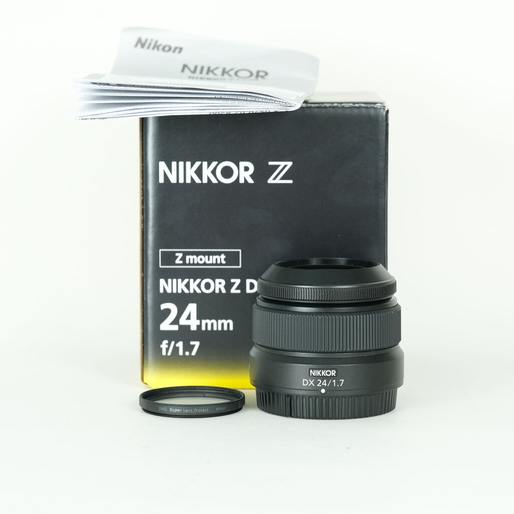①　Nikonレンズまとめ売りです Nikon NIKKOR Z DX 24mm f/1.7の出品 | ONE SCENE（ワンシーン）