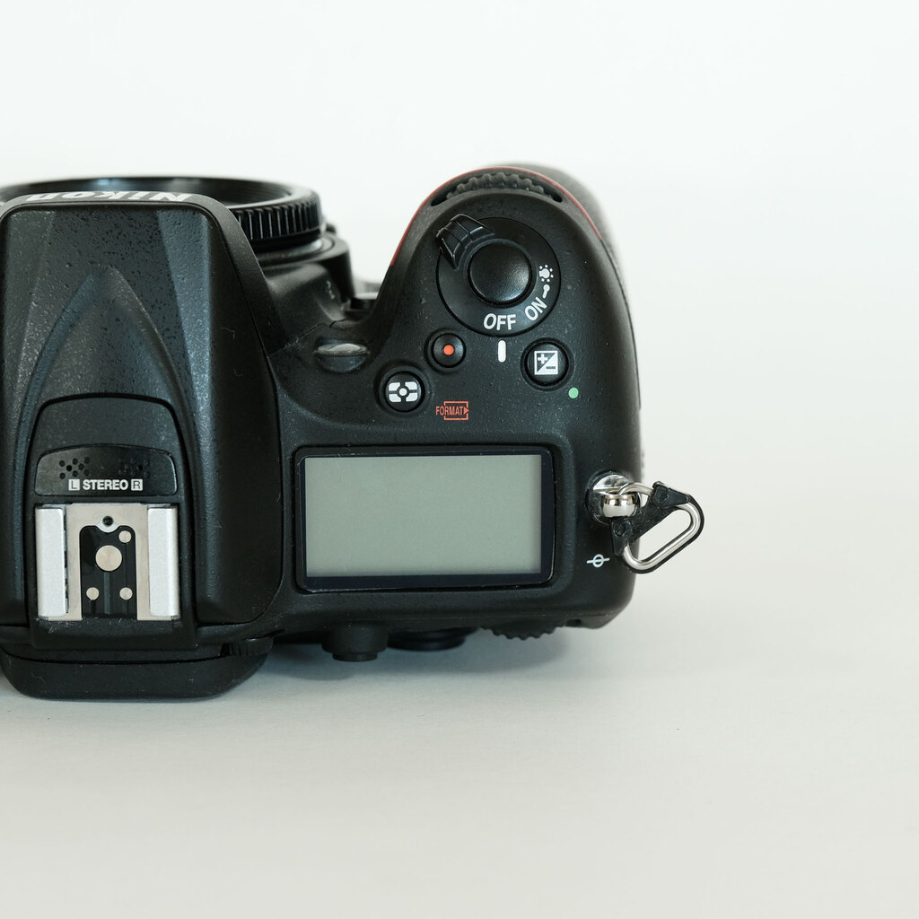 Nikon D7200の出品 | ONE SCENE（ワンシーン）