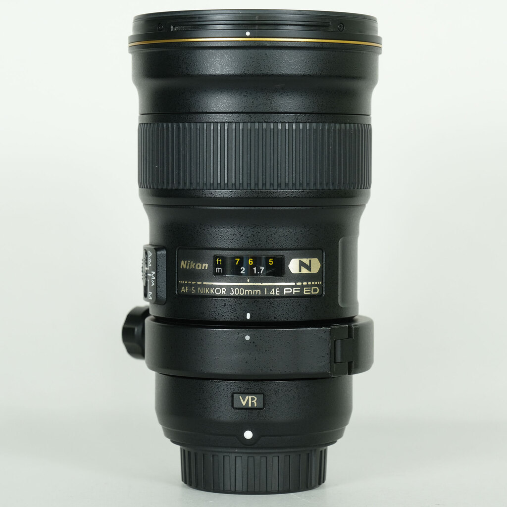 AF-S NIKKOR 300mm f/4E PF ED VR 中古価格比較 - 価格.com