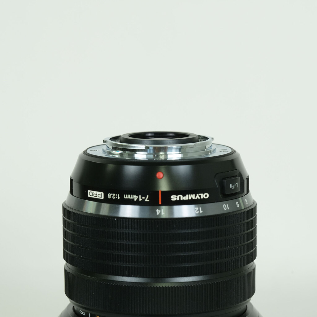 OLYMPUS M.ZUIKO DIGITAL ED 7-14mm F2.8 PRO