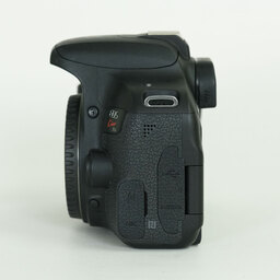 Canon EOS Kiss X9i