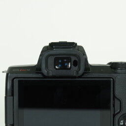 Canon EOS Kiss M Canon EOS Kiss M