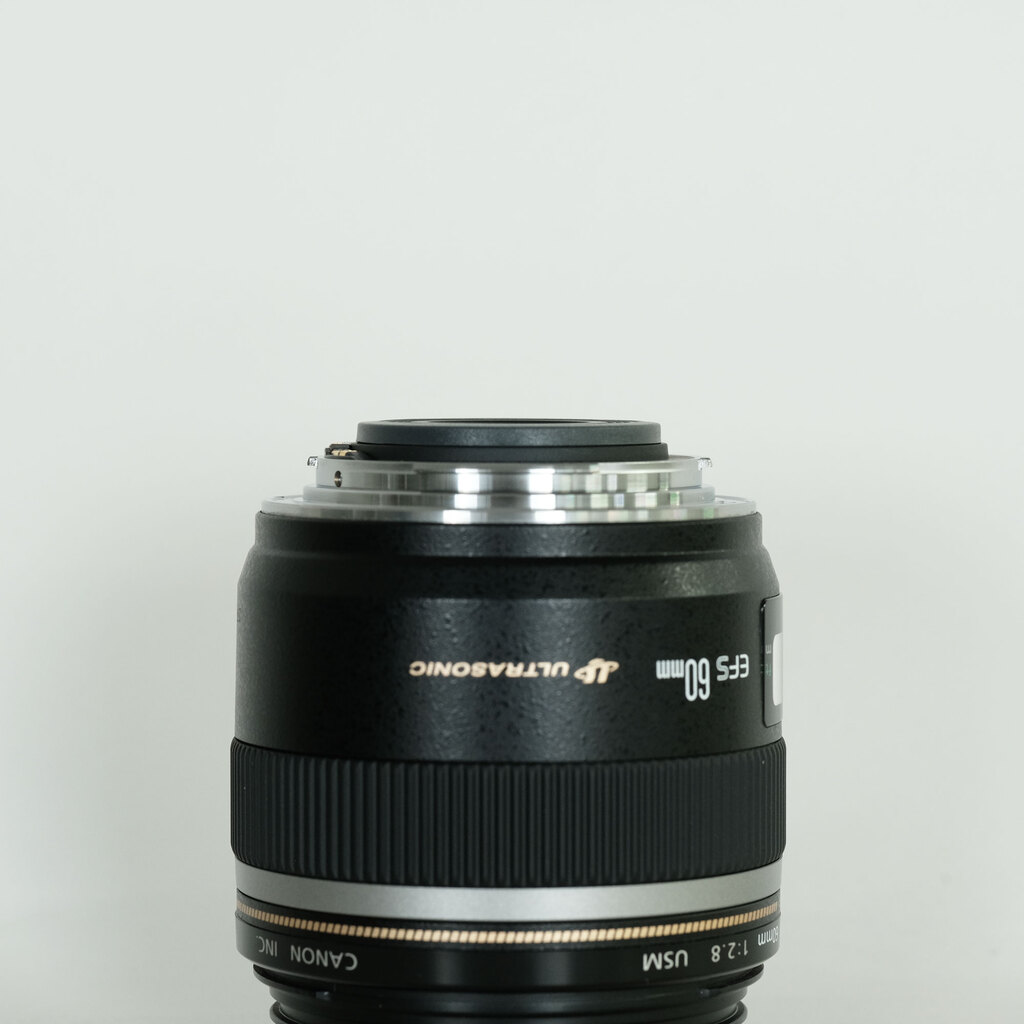 Canon EF-S60mm F2.8 マクロ USM Canon EF-S60mm F2.8 マクロ USM