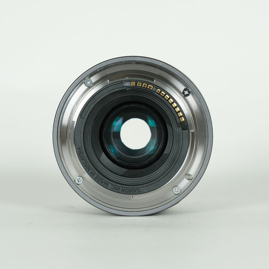 Canon RF50mm F1.8 STM Canon RF50mm F1.8 STM