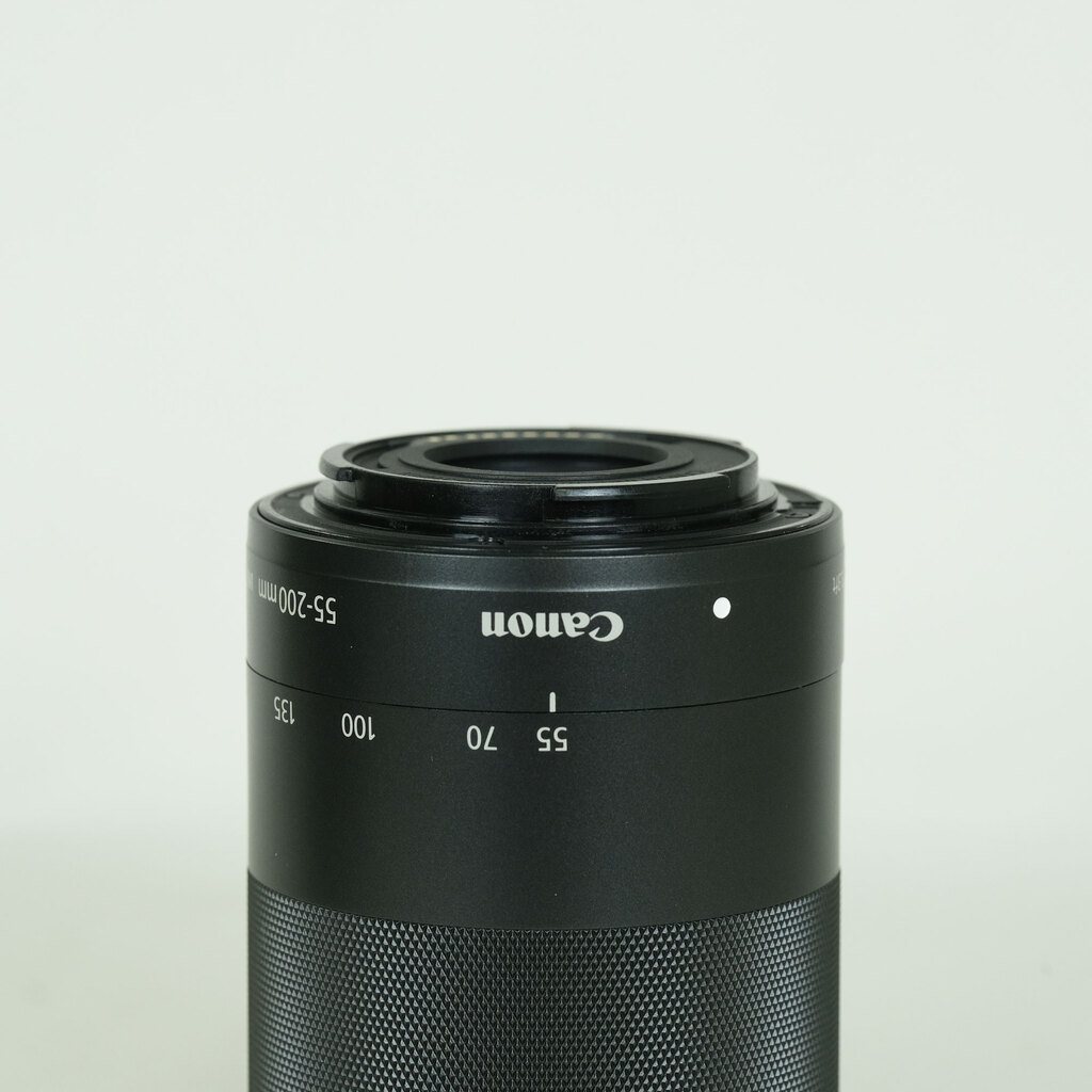 Canon EF-M55-200mm F4.5-6.3 IS STM