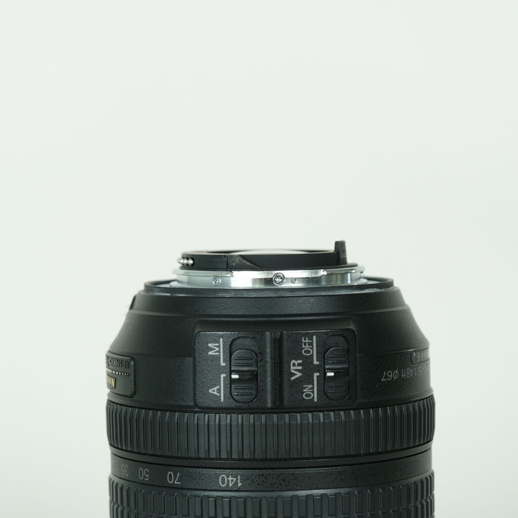 Nikon AF-S DX NIKKOR 18-140mm F3.5-5.6G ED VRの出品 | ONE SCENE