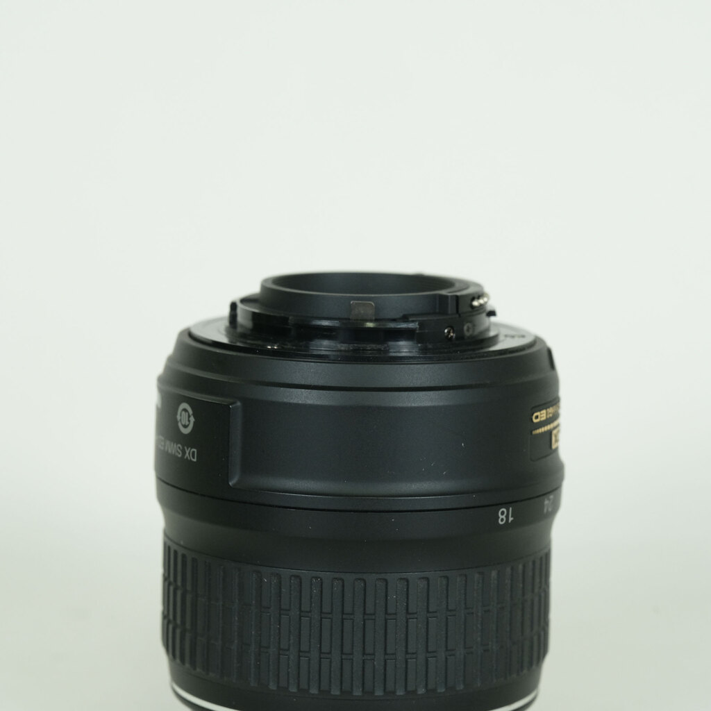 Nikon AF-S DX Zoom-Nikkor 18-55mm F3.5-5.6G ED II ブラック Nikon AF-S DX Zoom-Nikkor 18-55mm F3.5-5.6G ED II ブラック