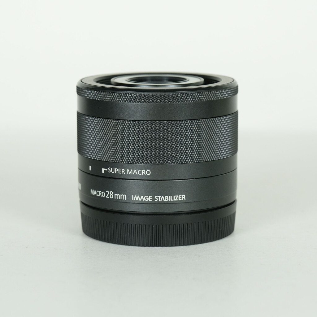 Canon EF-M28mm F3.5 マクロ IS STMの出品 | ONE SCENE（ワンシーン）