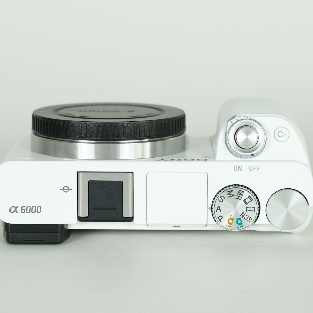 SONY α6000（ILCE-6000）