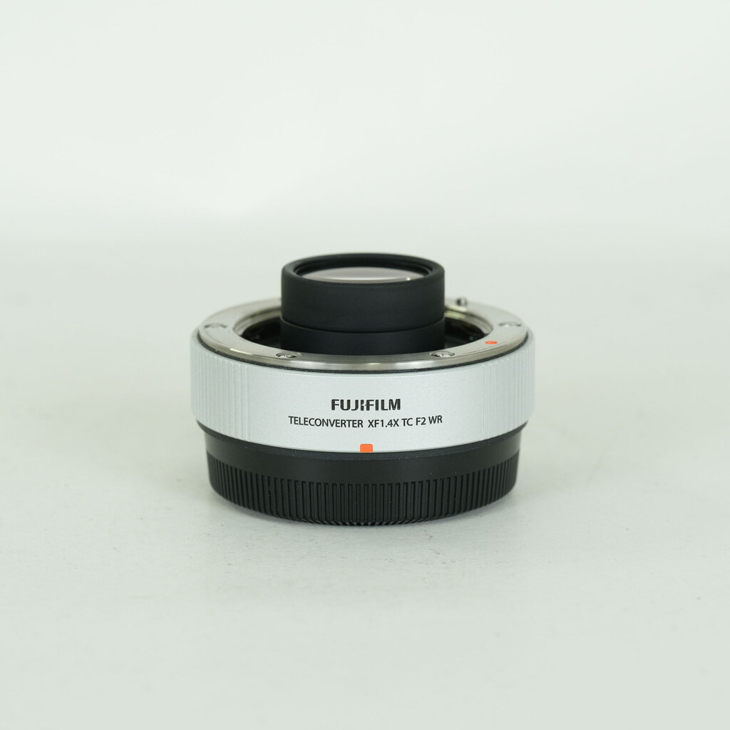 FUJIFILM XF200mmF2 R LM WR