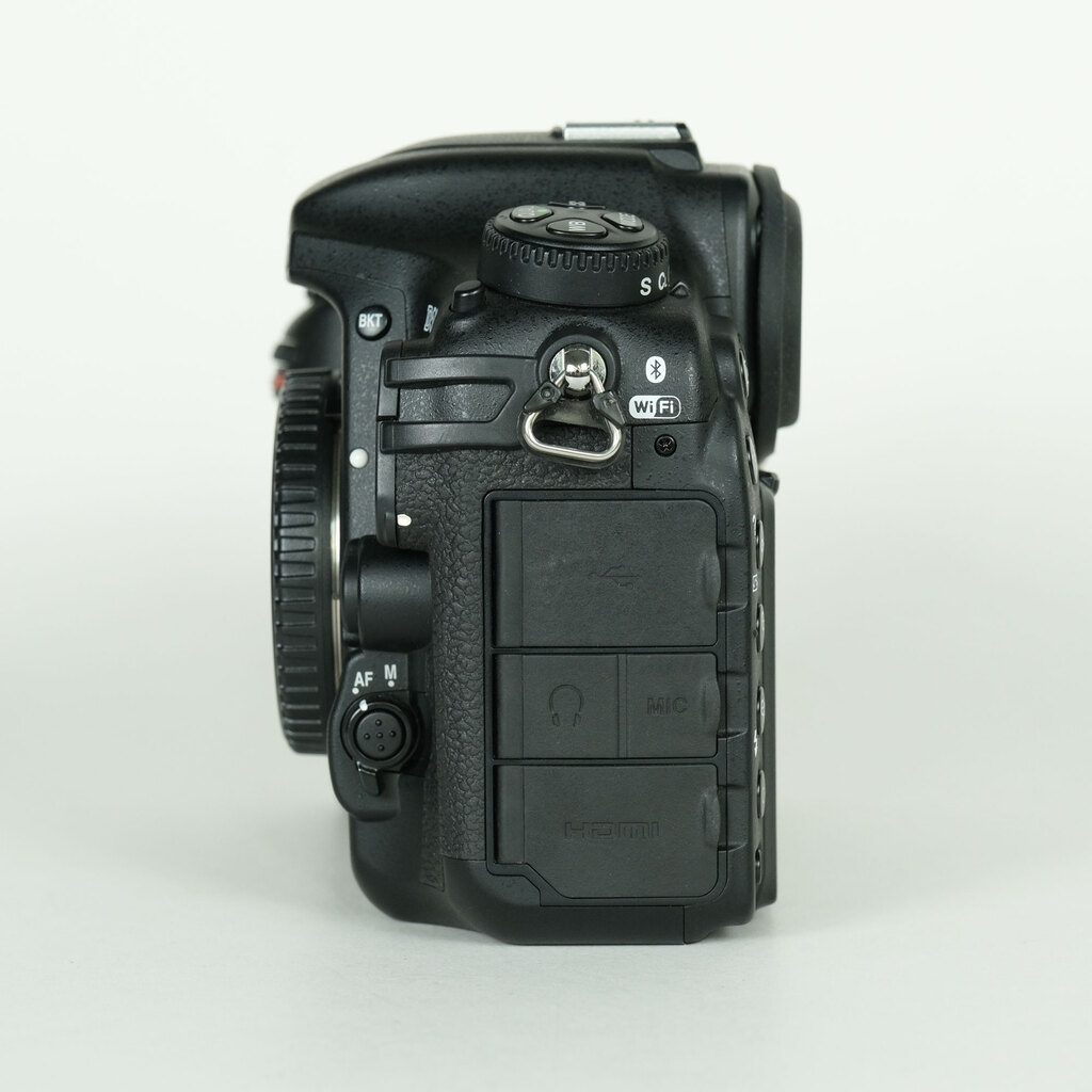 Nikon D500