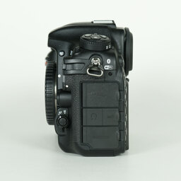 Nikon D500