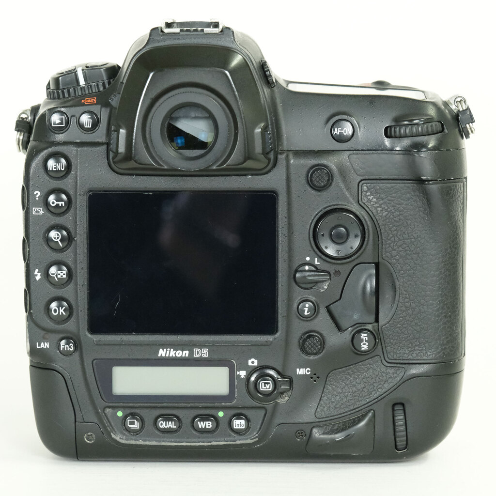 Nikon D5 ボディ（CF-Type）