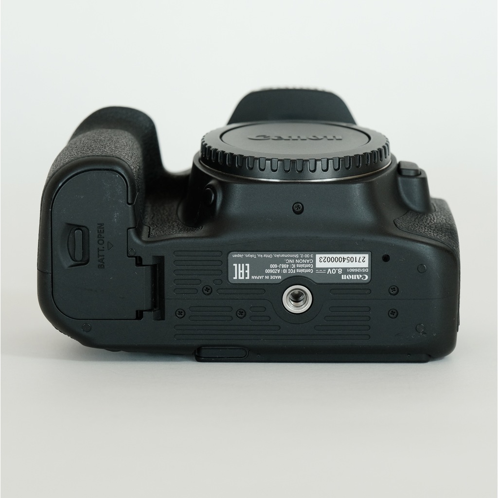 Canon EOS 90D