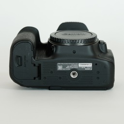 Canon EOS 90D