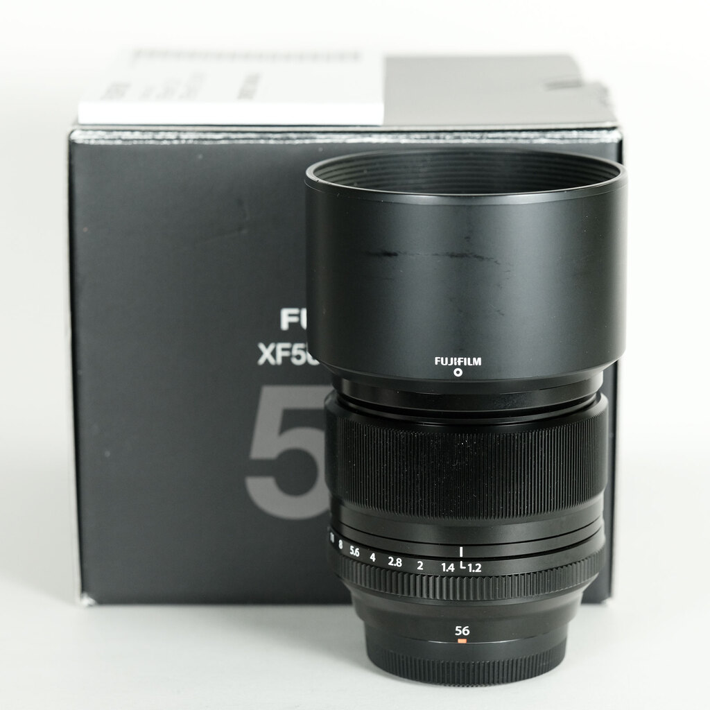 FUJIFILM XF56mmF1.2 R