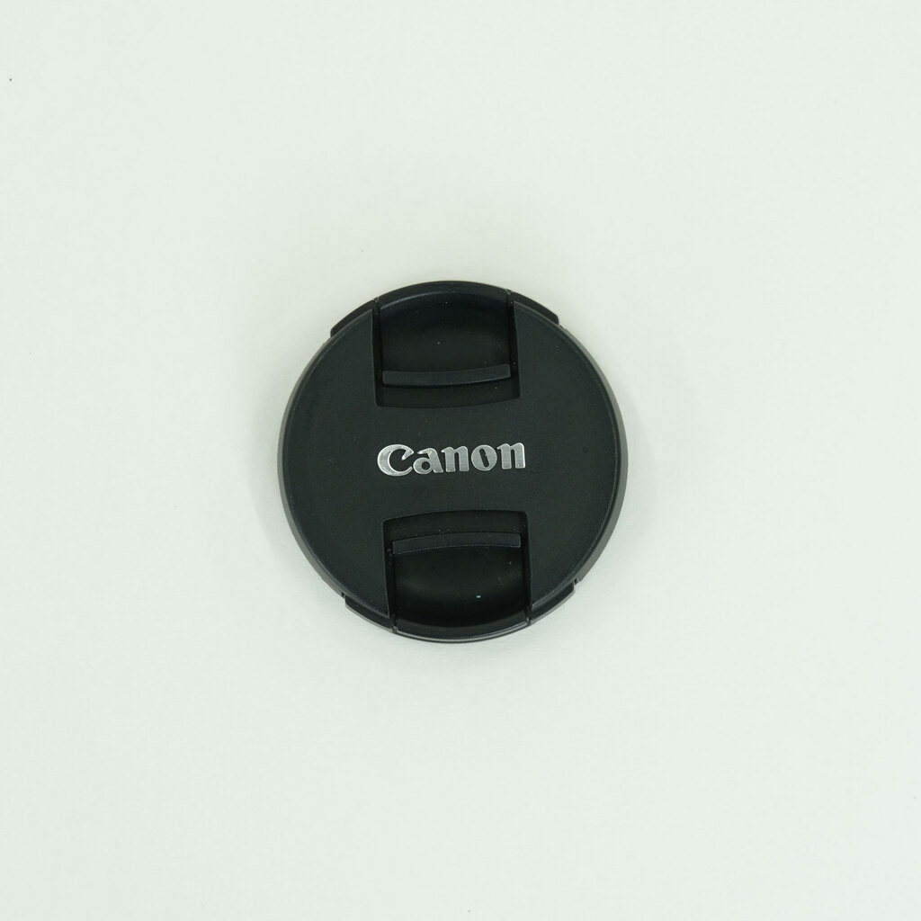 Canon RF50mm F1.8 STM Canon RF50mm F1.8 STM