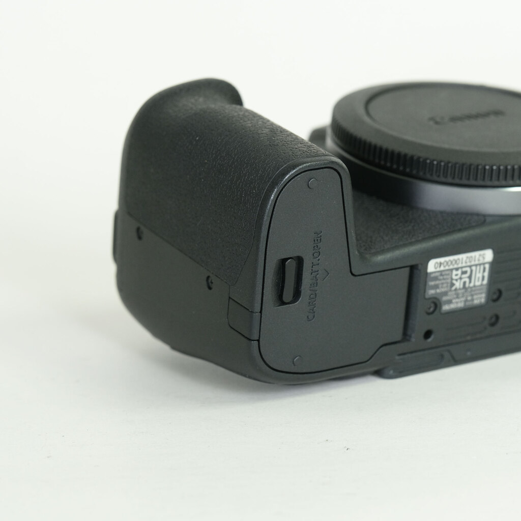 Canon EOS RP Canon EOS RP