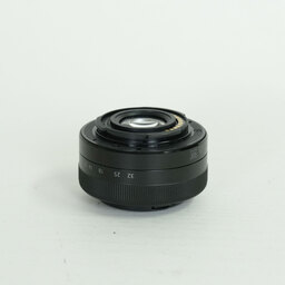 Panasonic LUMIX G VARIO 12-32mm / F3.5-5.6 ASPH. / MEGA O.I.S.