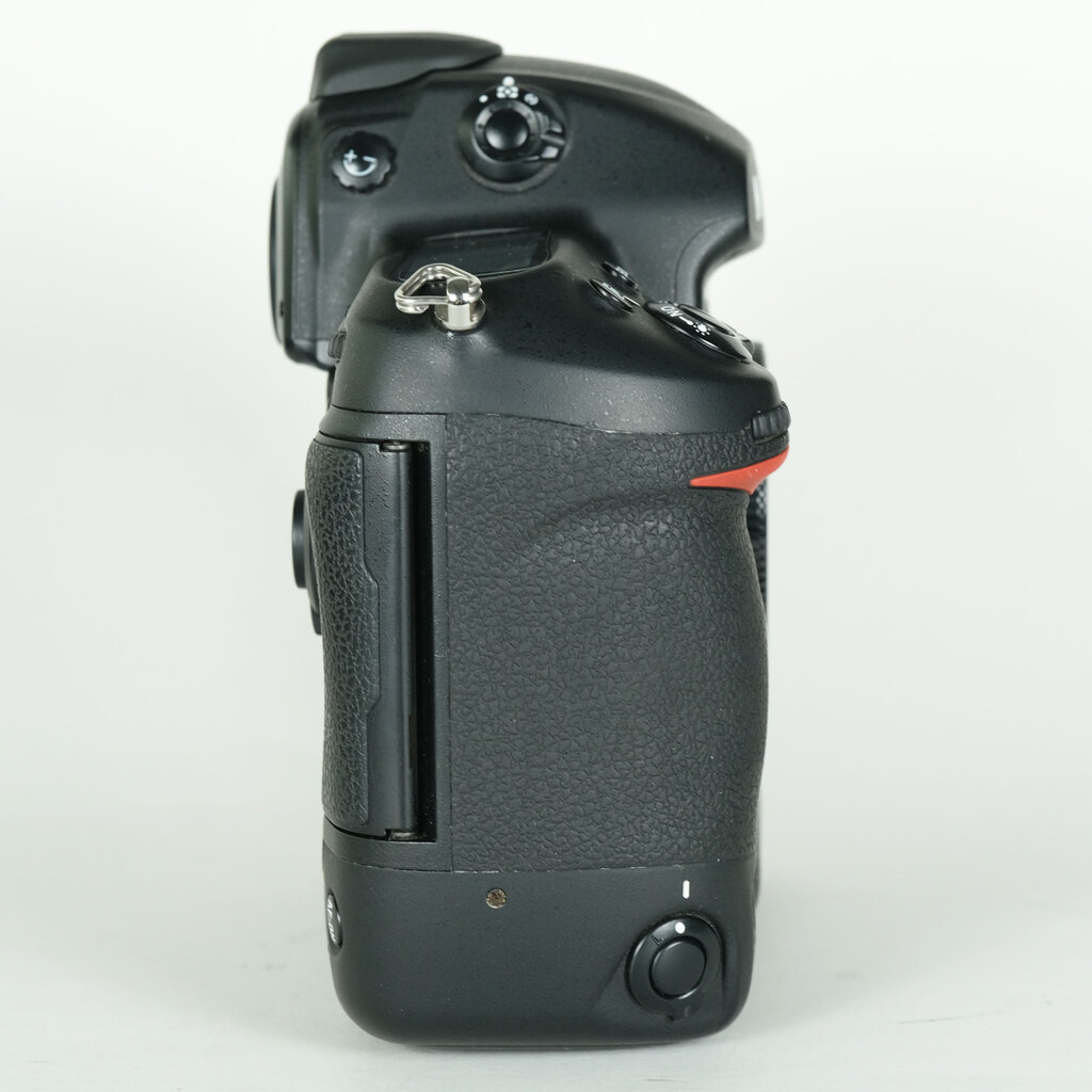 Nikon D3xの出品 | ONE SCENE（ワンシーン）