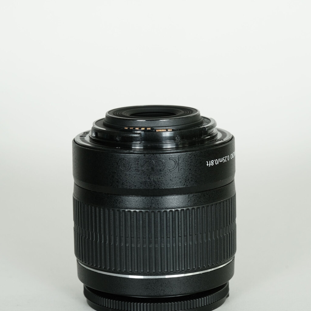 Canon EF-S18-55mm F3.5-5.6 IS II